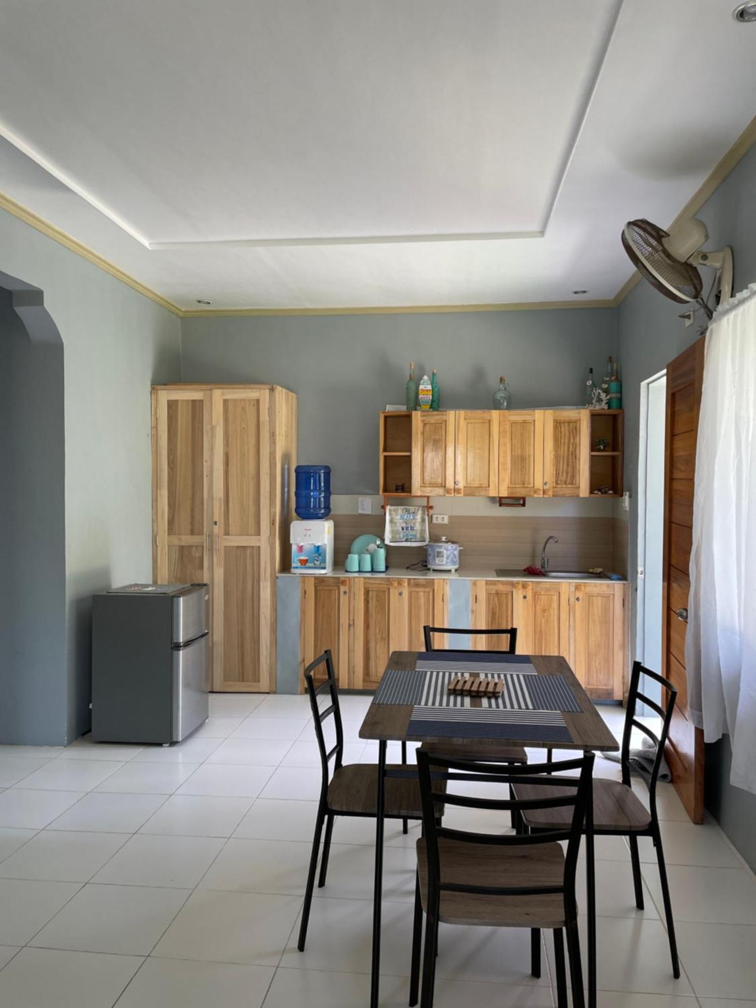 Sabas Beach And Campsite Siquijor Room photo